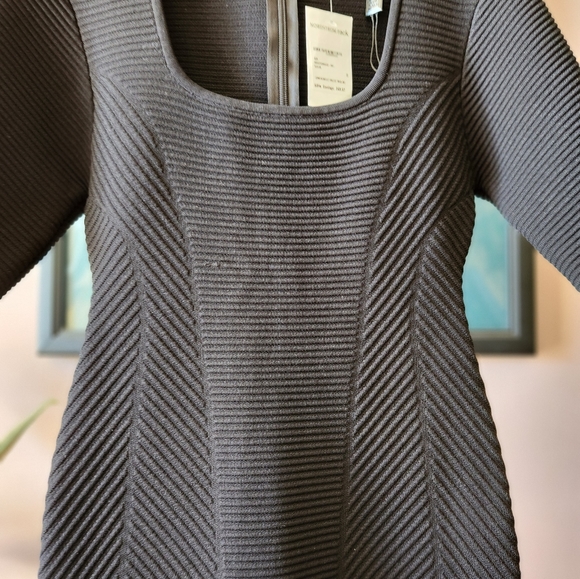 Herve Leger semi formal dress. - Picture 3 of 6